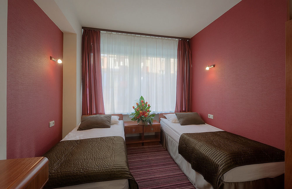 Hotel Delta Kraków Exteriör bild